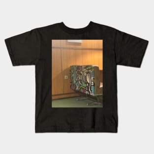 Gravity Art Sofa In Restaurant Kids T-Shirt